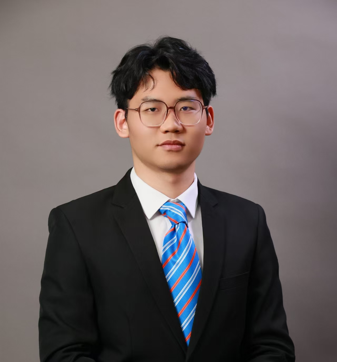 朱巍 